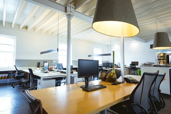 Suspension industrielle : des luminaires aux designs variés et au style intemporel